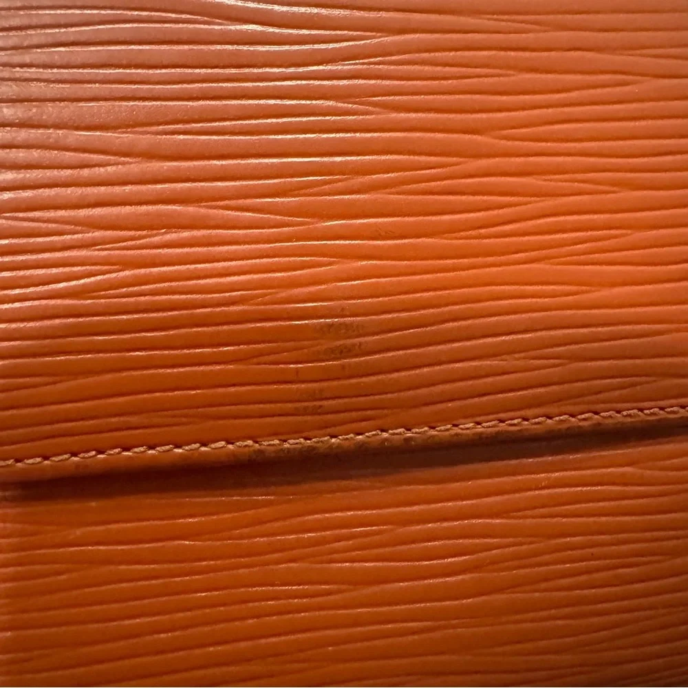 Louis Vuitton Vintage Epi Portefeuille Elise Trifold Compact Wallet Kenyan Fawn - Picture 13 of 13